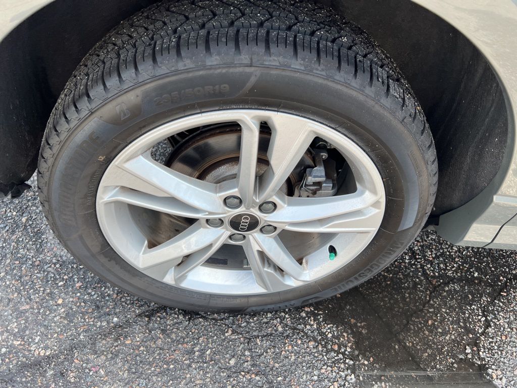 2021 Audi Q3 S line Premium Plus photo 36