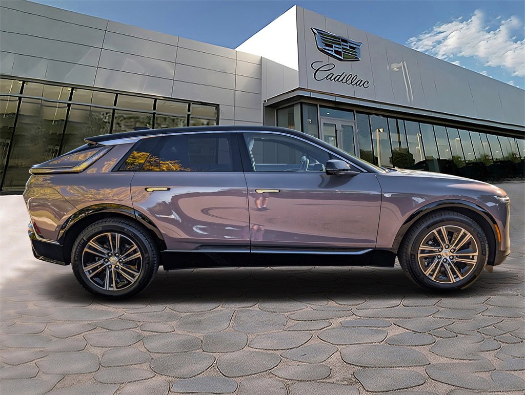2026 Cadillac Lyriq Luxury photo 5