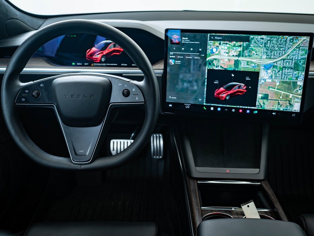 2023 Tesla Model S Standard Range photo 20