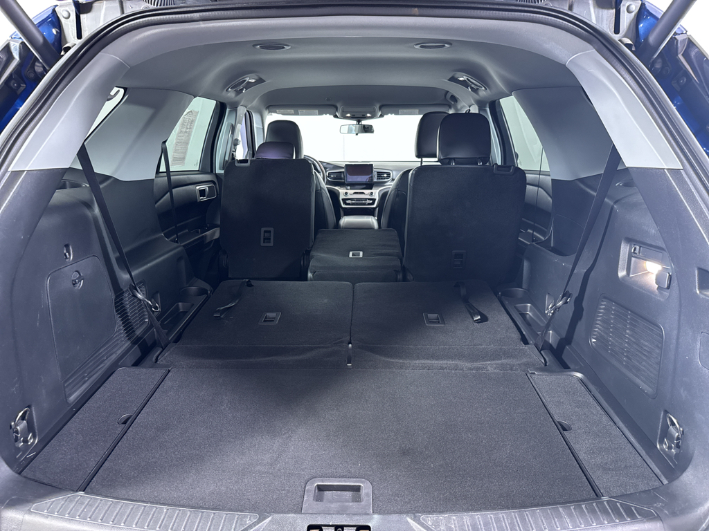 2022 Ford Explorer XLT photo 4
