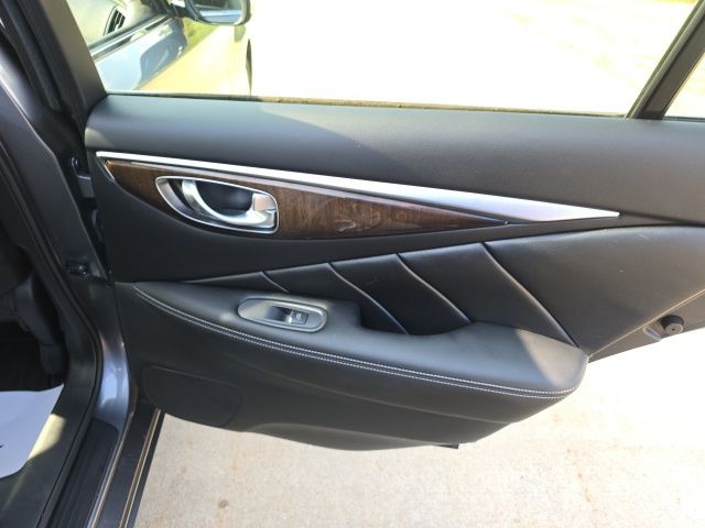 2018 Infiniti Q50 3.0t LUXE photo 25
