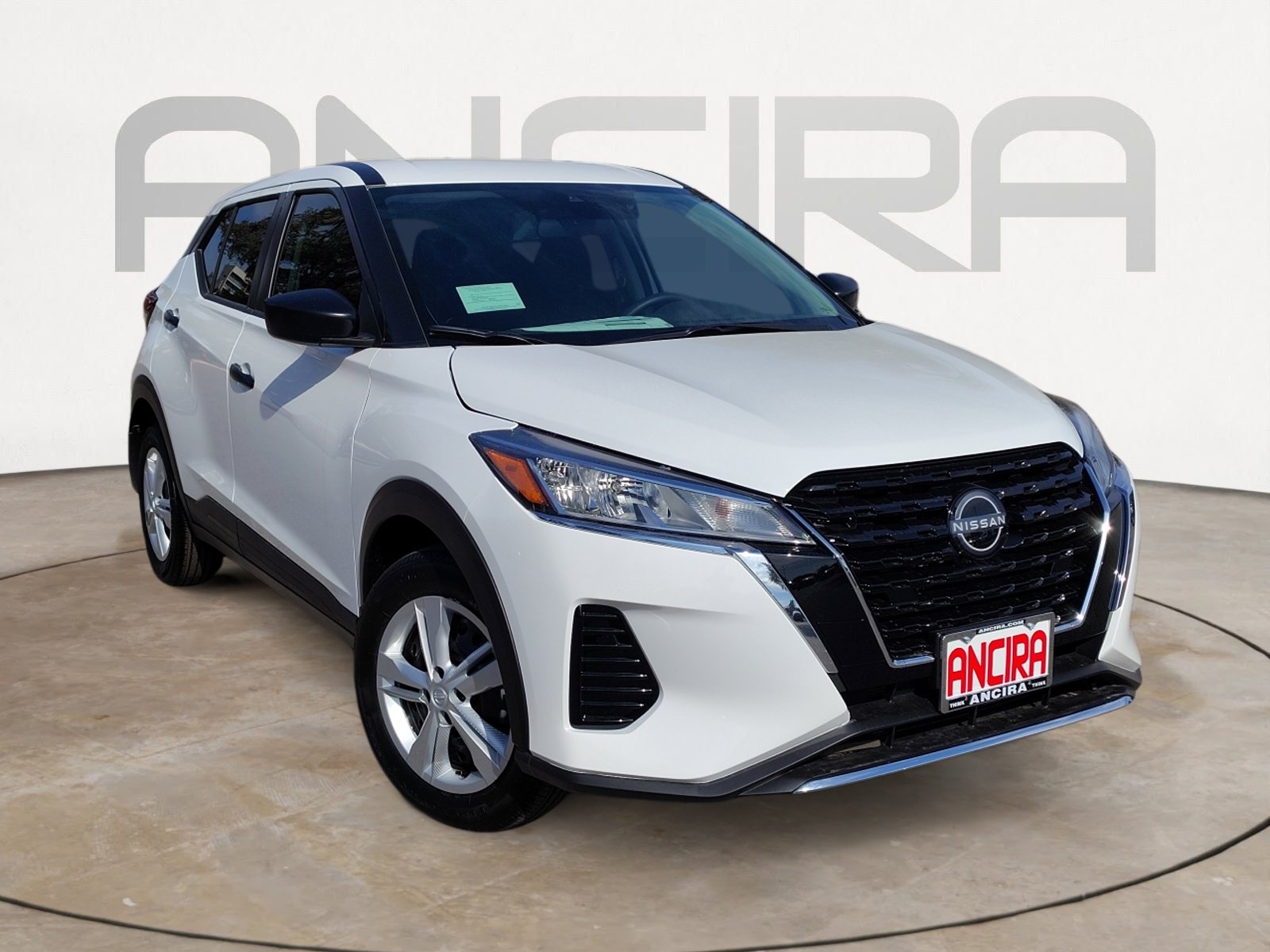 2025 Nissan Kicks Play S photo 4