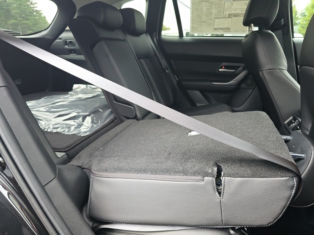 2025 Mazda CX-50 2.5 S Preferred photo 17