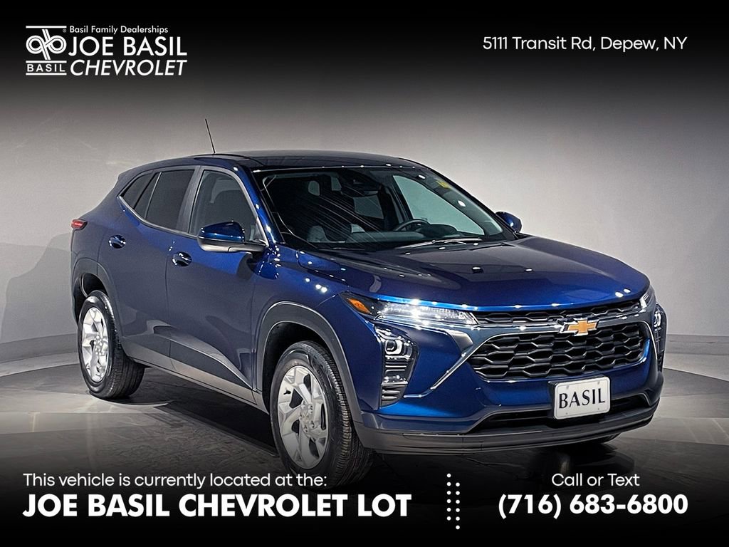 2024 Chevrolet Trax LS's photo