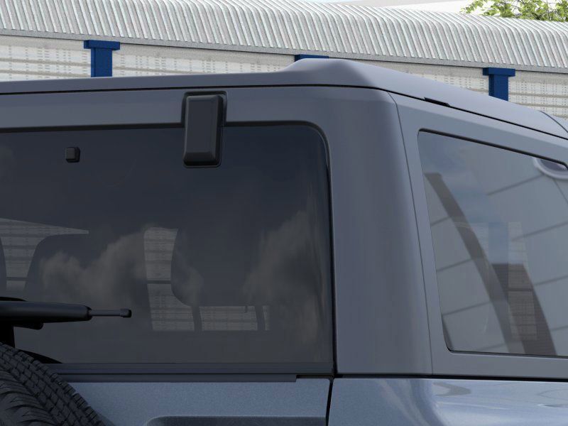 2025 Ford Bronco Base photo 20