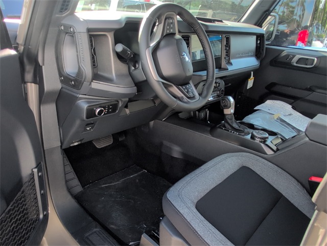 2025 Ford Bronco Big Bend photo 6