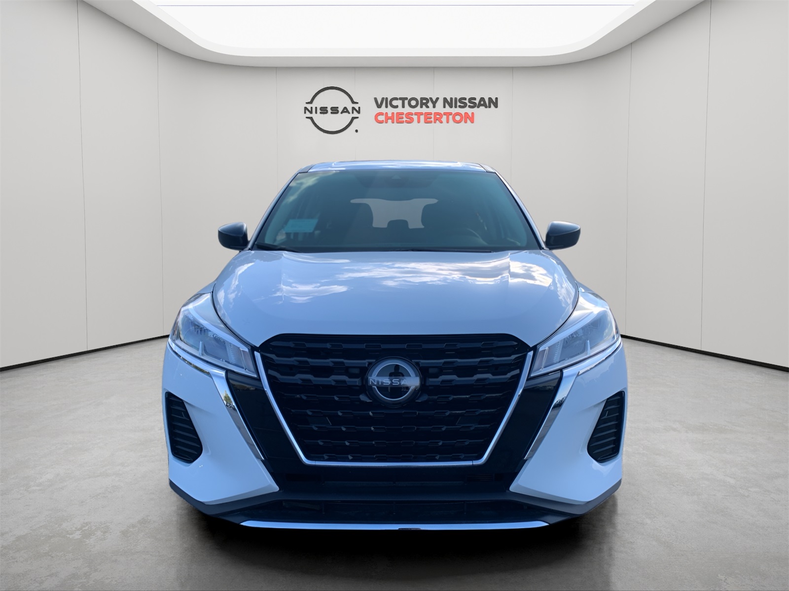 2025 Nissan Kicks Play S photo 2