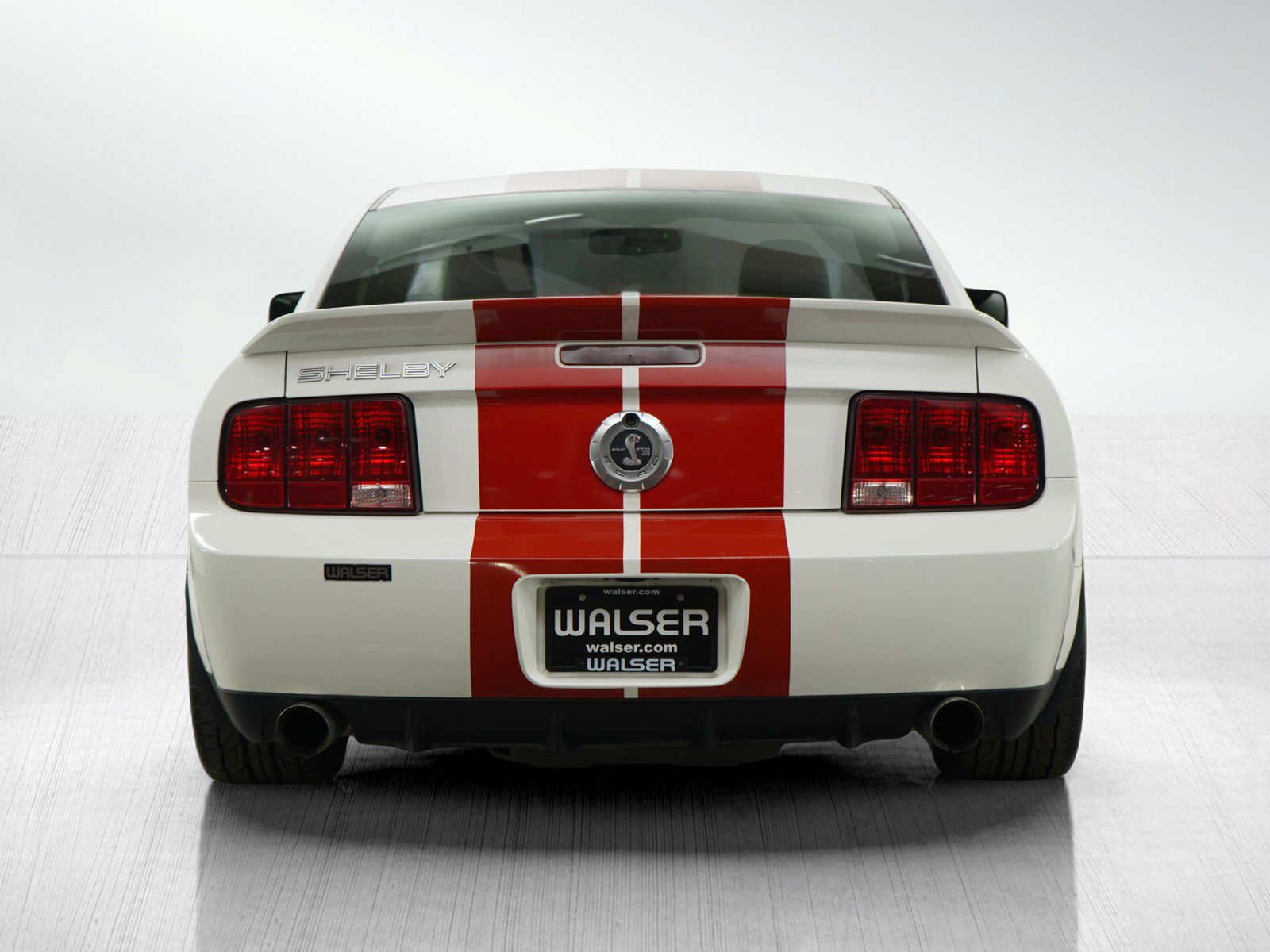 2009 Ford Mustang Shelby GT500 photo 4