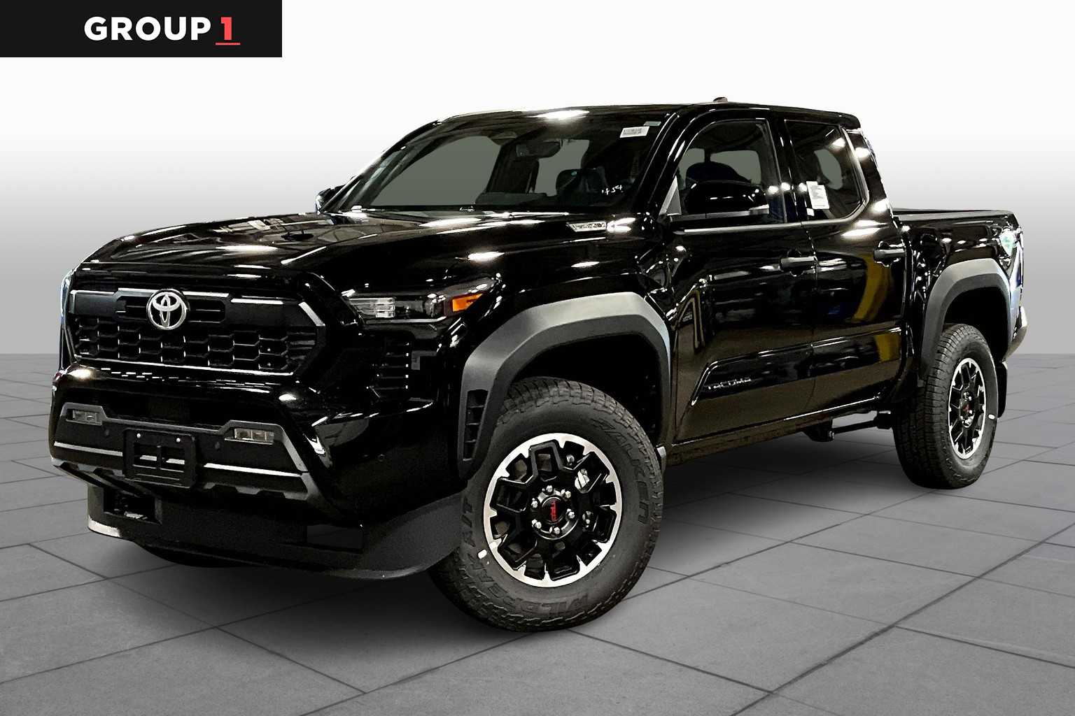 2025 Toyota Tacoma TRD Sport photo 2
