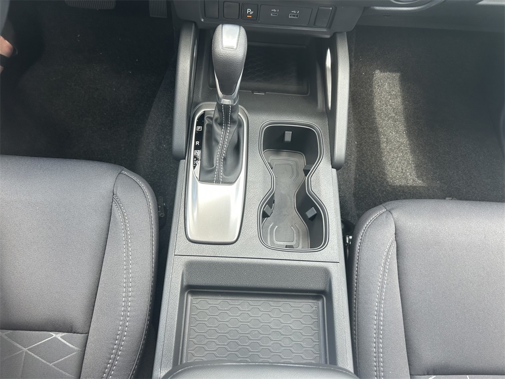 2025 Nissan Frontier Crew Cab SV photo 18