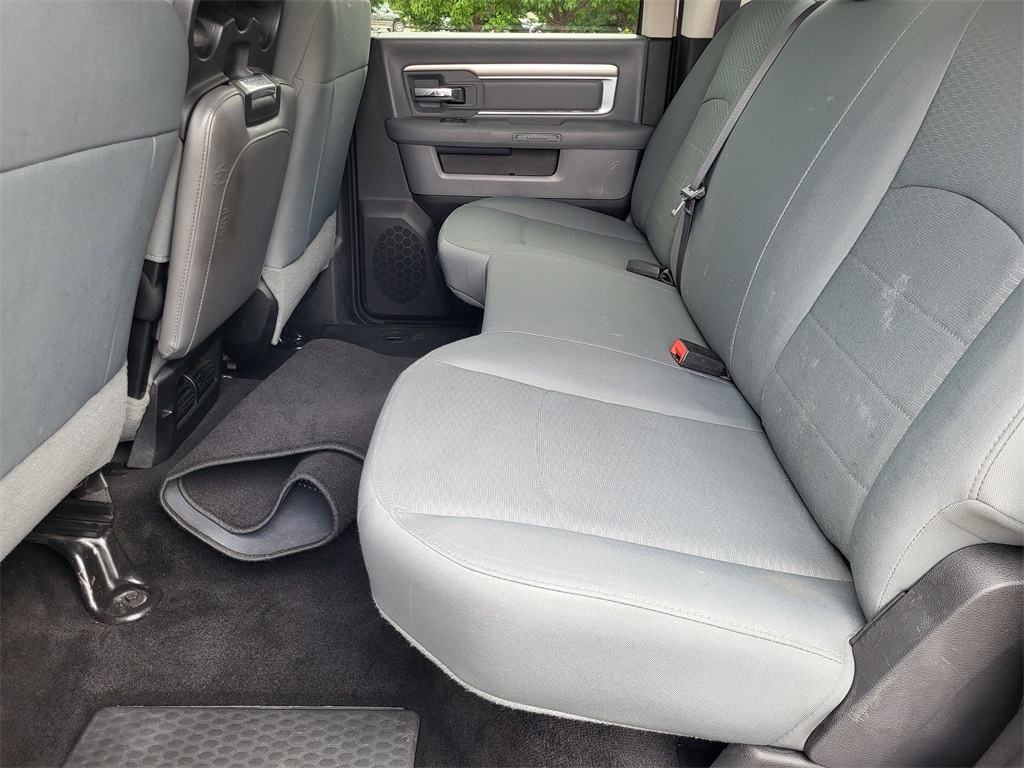 2017 Ram 2500 SLT photo 13