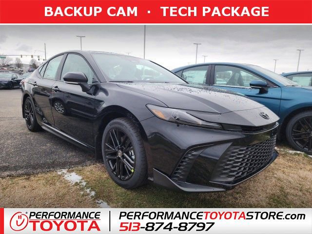 2026 Toyota Camry SE's photo