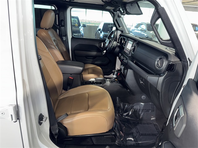 2020 Jeep Wrangler Unlimited Sahara photo 9