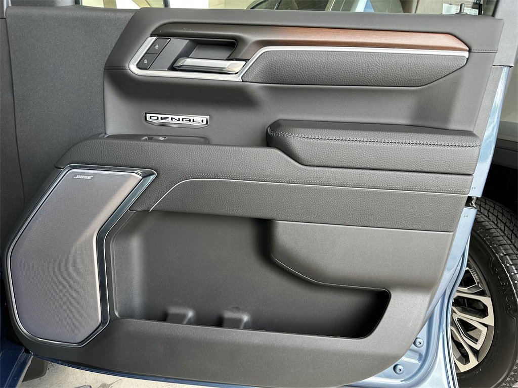 2026 Gmc Sierra Denali photo 34