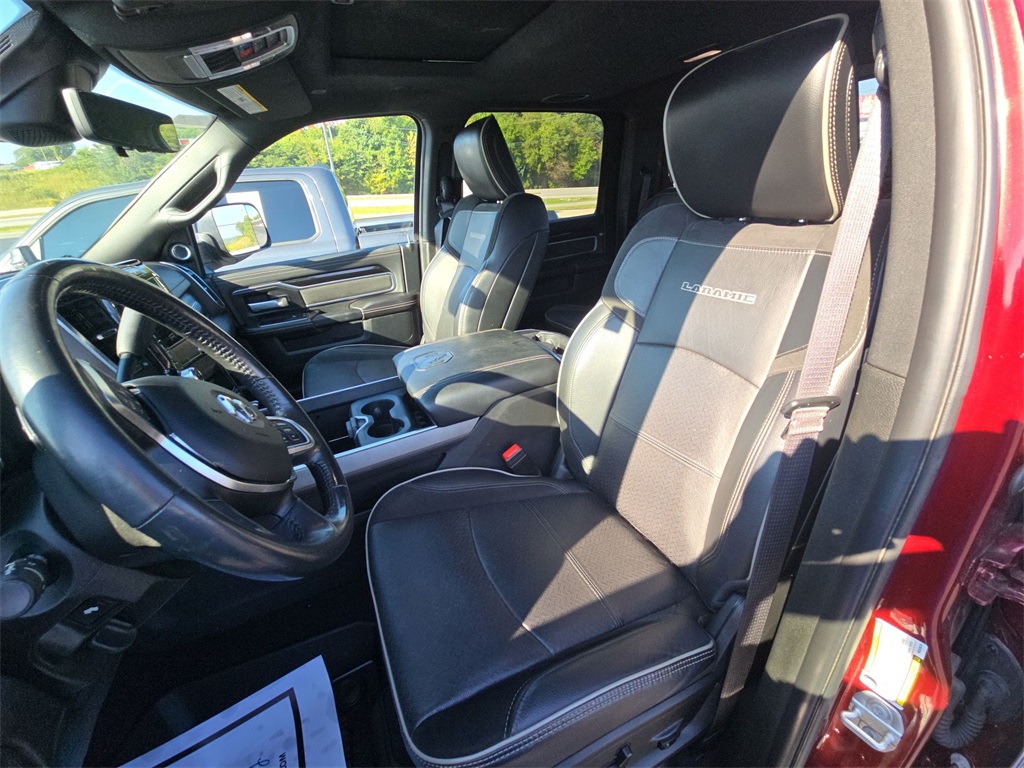 2021 Ram 3500 Laramie photo 17