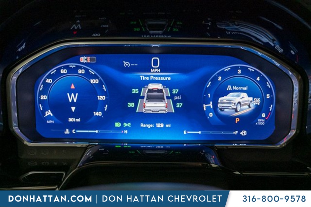 2026 Chevrolet Silverado RST photo 7