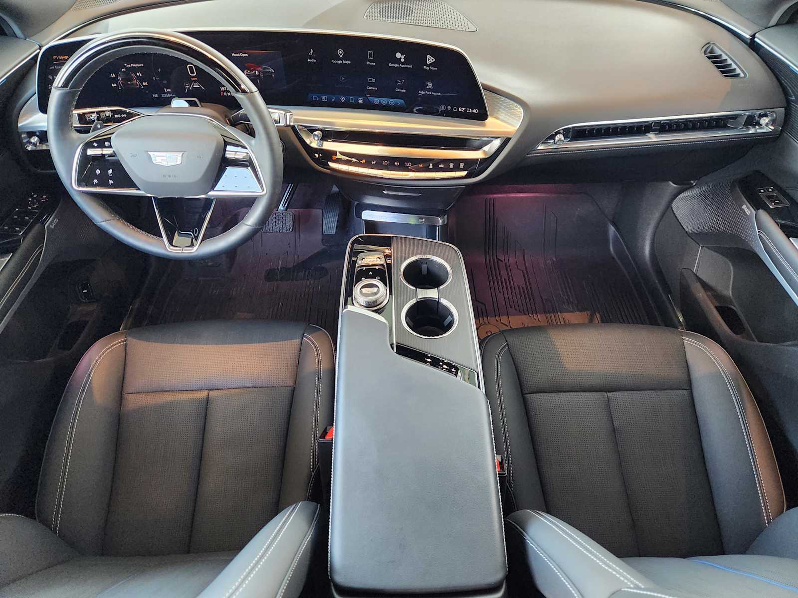 2024 Cadillac Lyriq Luxury photo 22