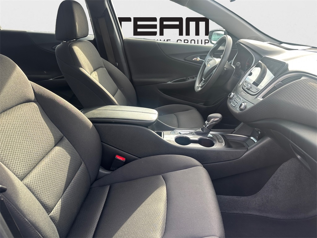 2024 Chevrolet Malibu 1LT photo 25