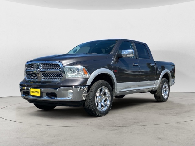 2017 Ram 1500 Laramie photo 8