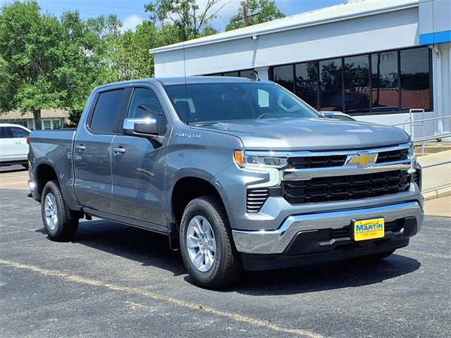 2025 Chevrolet Silverado 1500 LT photo 6