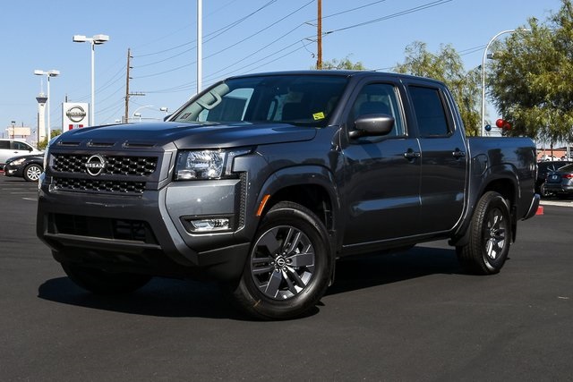 2026 Nissan Frontier SV photo 3