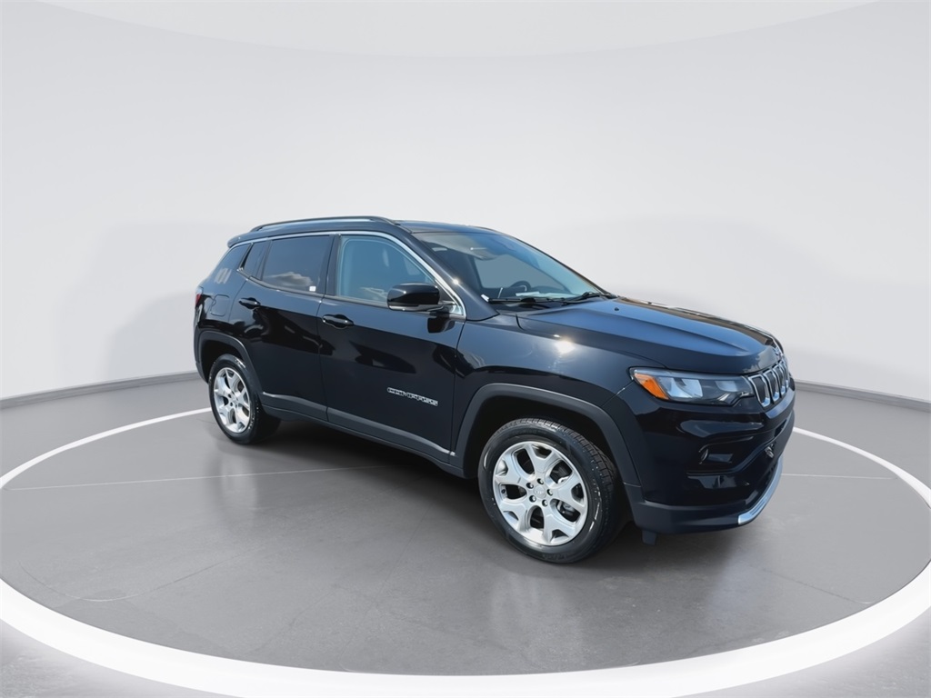 2022 Jeep Compass Limited photo 2