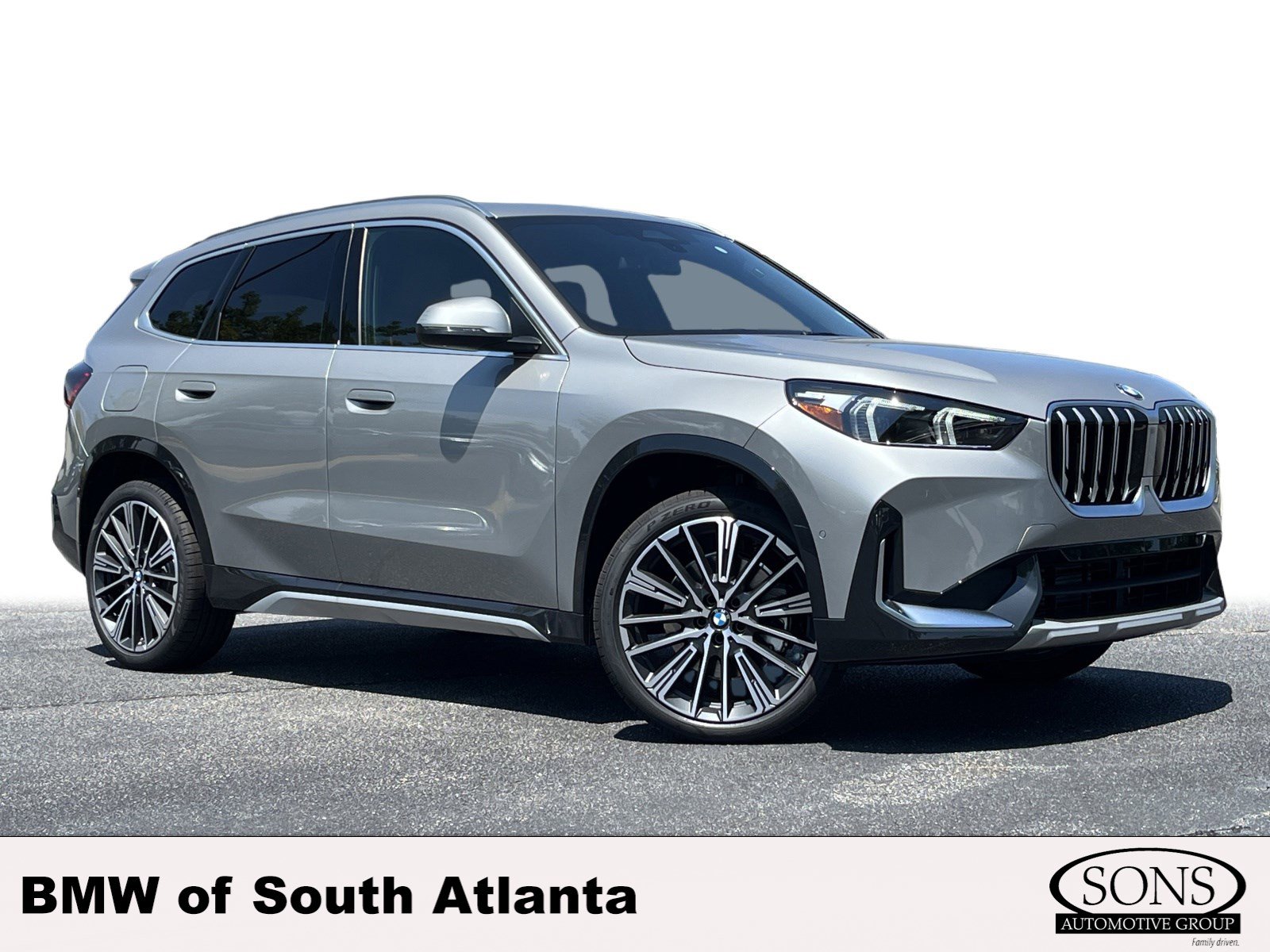 2026 BMW X1 28i's photo