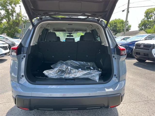 2026 Nissan Rogue SV photo 9