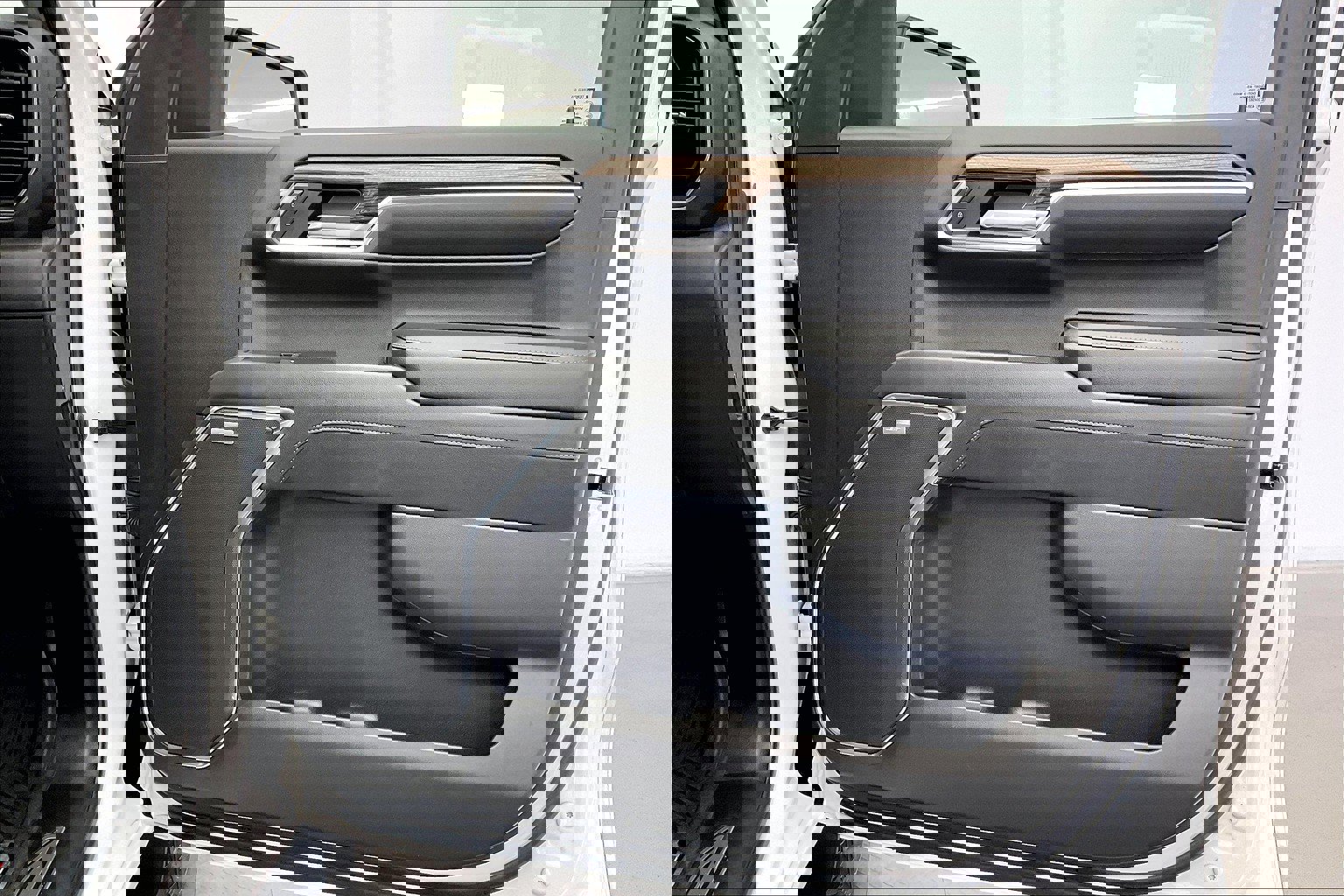 2022 Chevrolet Silverado 1500 LT Trail Boss photo 25