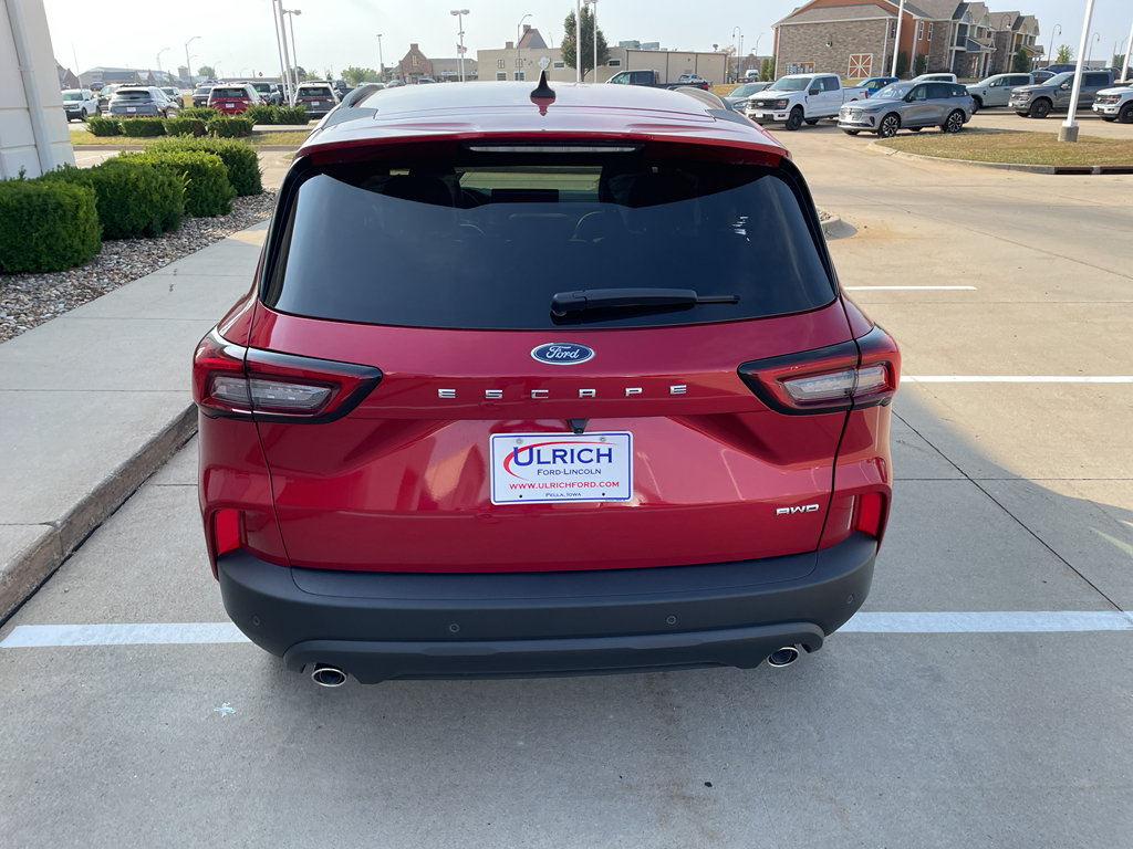 2025 Ford Escape ST-Line photo 6
