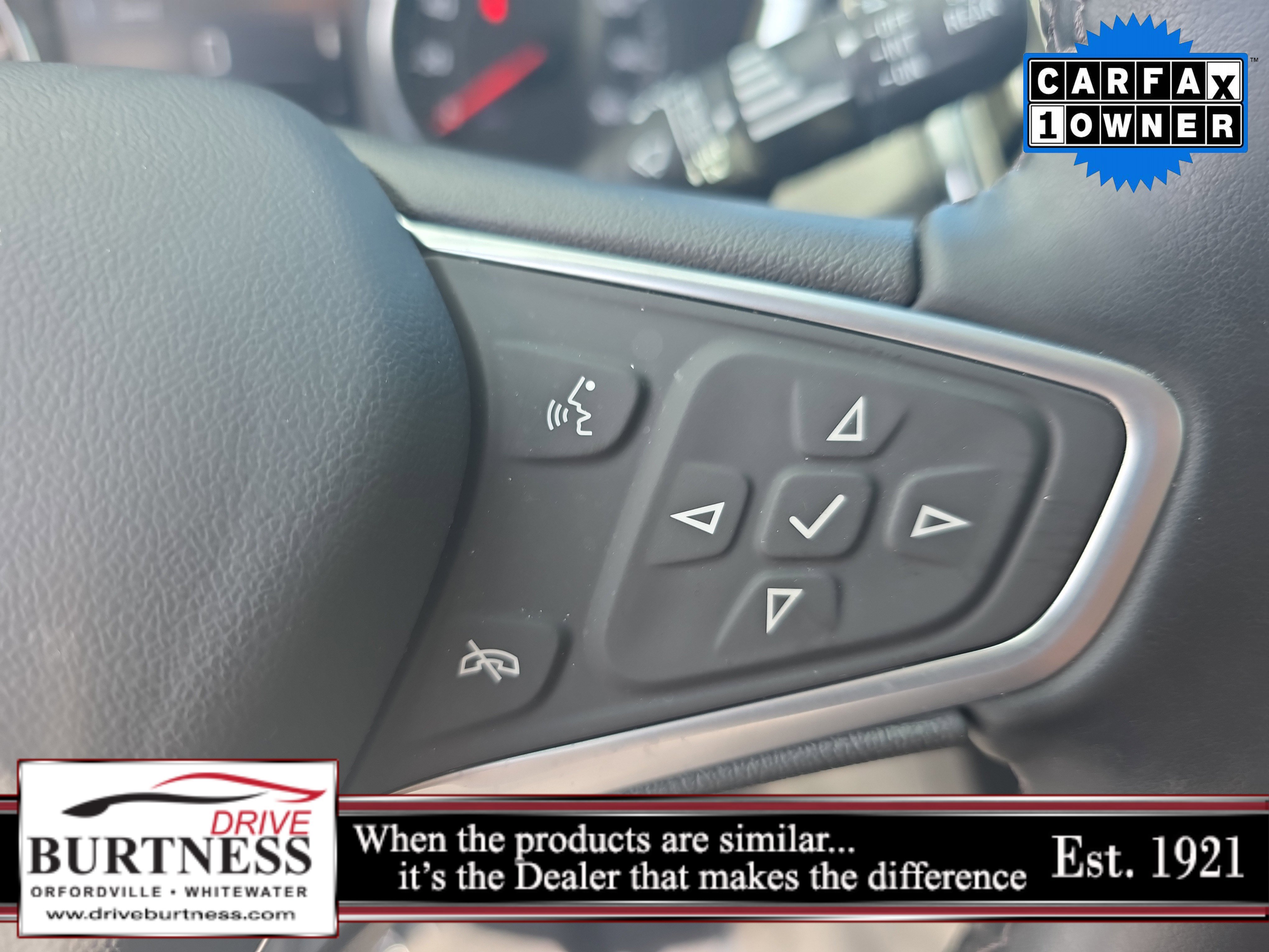 2023 Chevrolet Equinox LT photo 3