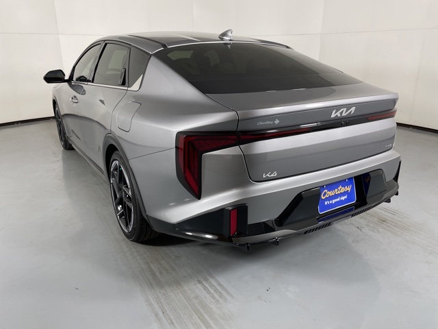 2025 Kia K4 GT-Line photo 6
