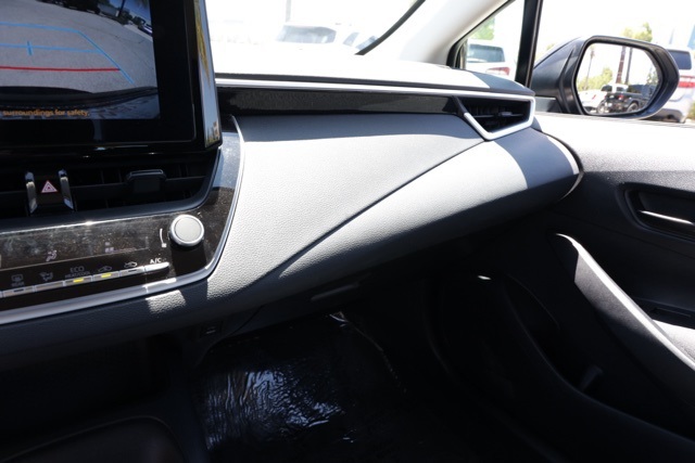 2024 Toyota Corolla LE photo 24