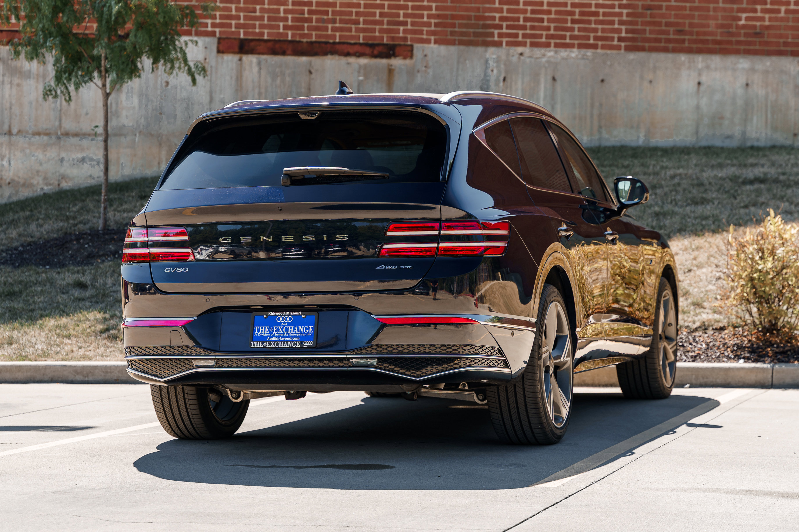 2025 Genesis GV80 3.5T Prestige photo 2