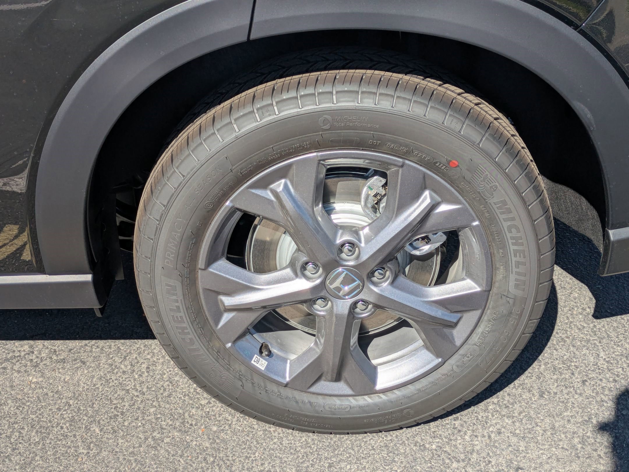 2026 Honda HR-V LX photo 2