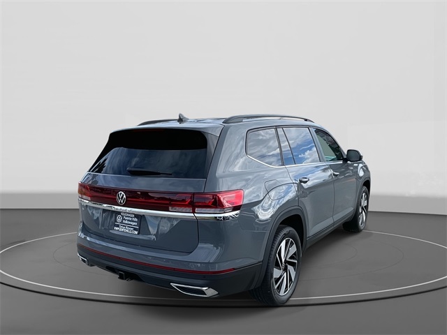 2026 Volkswagen Atlas SE Technology photo 2