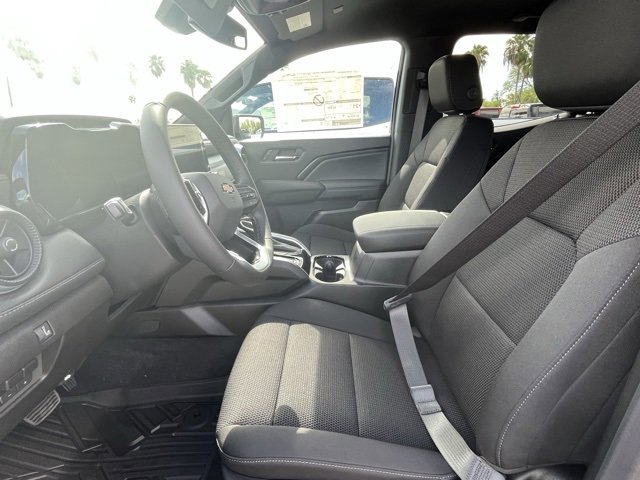 2026 Chevrolet Colorado LT photo 14