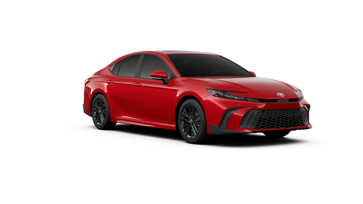 2025 Toyota Camry SE photo 15