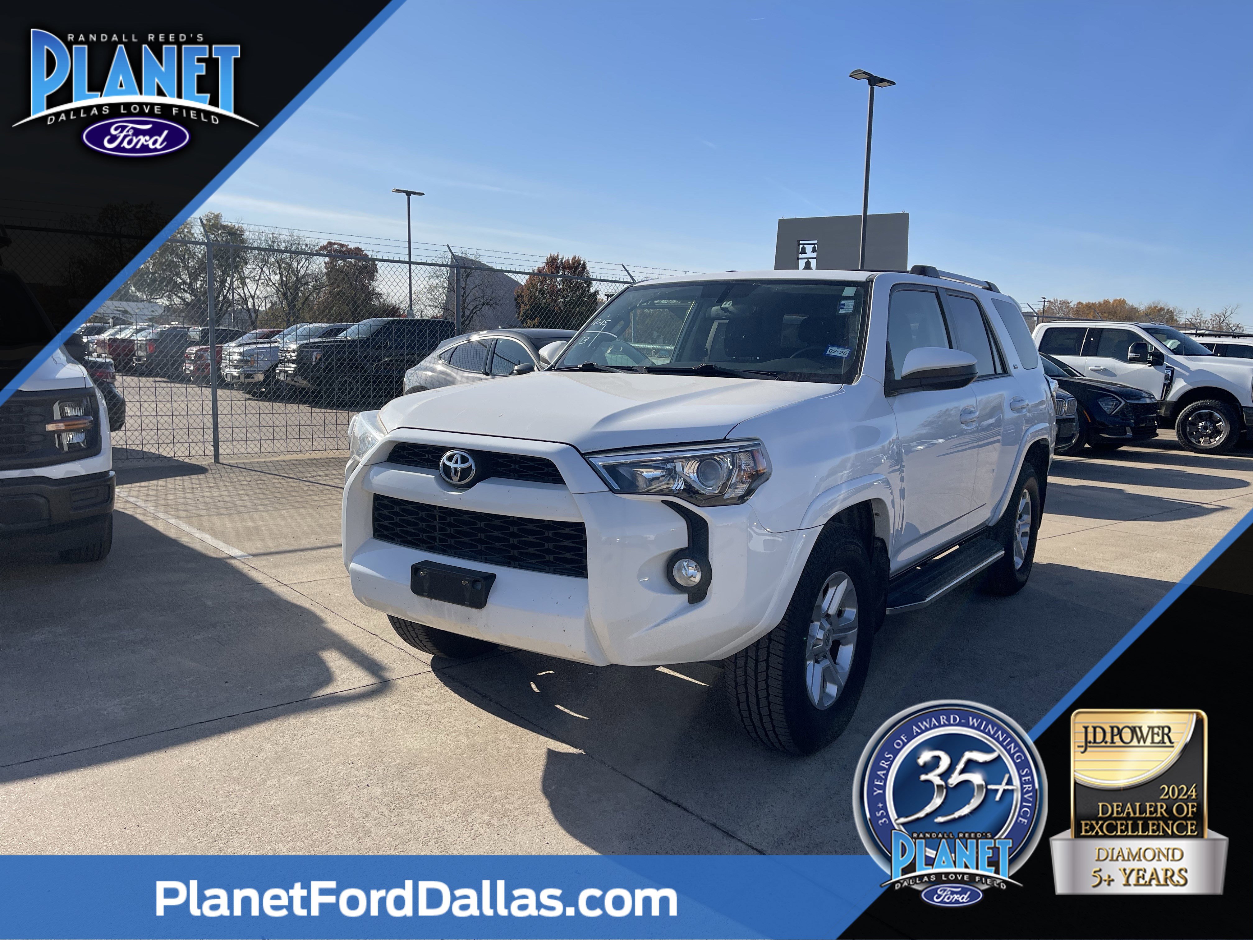 2019 Toyota 4Runner SR5's photo