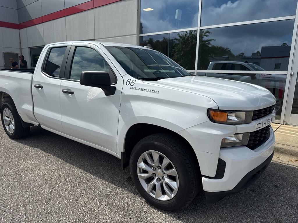 2022 Chevrolet Silverado 1500 Custom photo 4
