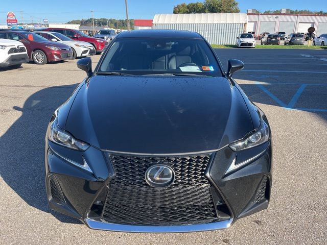 2018 Lexus IS 300 photo 2