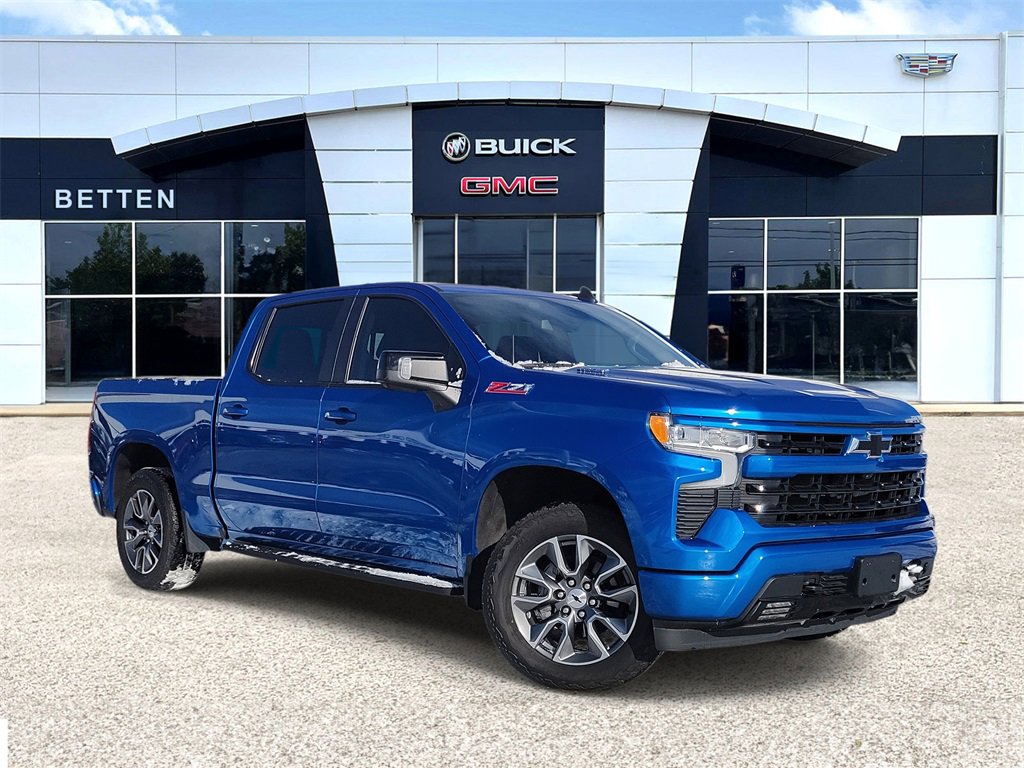 2022 Chevrolet Silverado 1500 RST photo 2