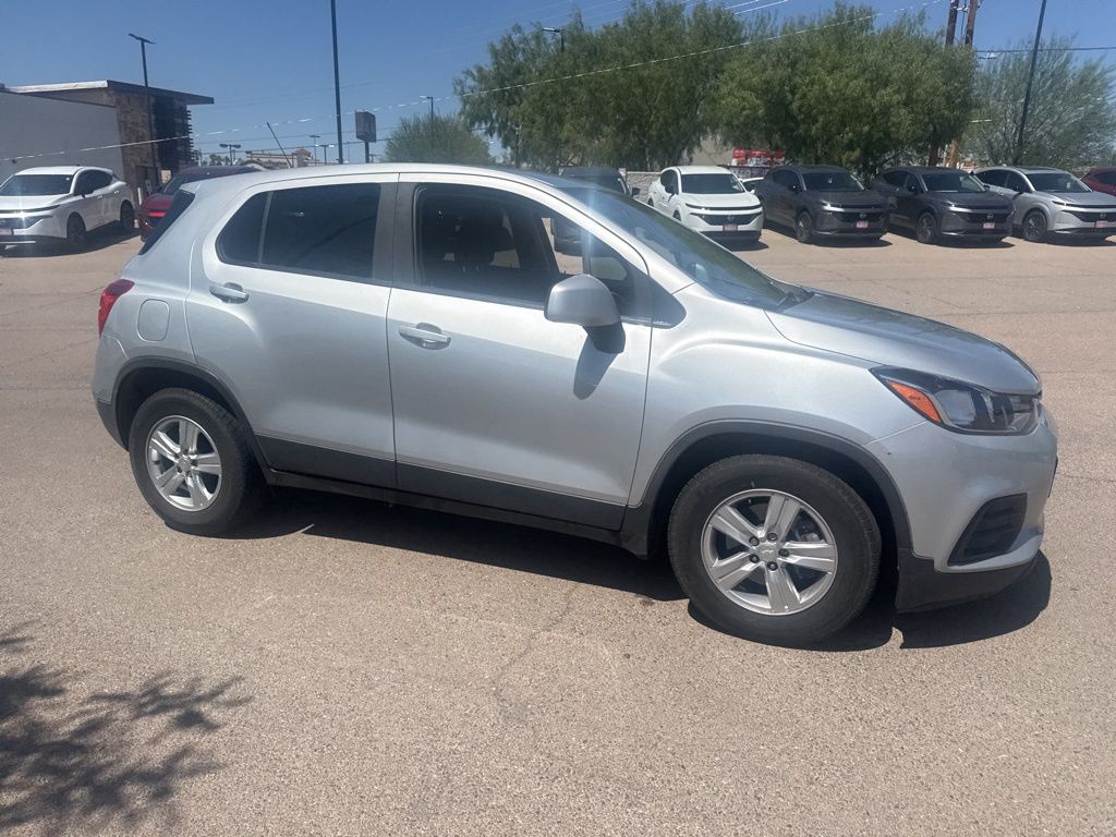 2019 Chevrolet Trax LS photo 7