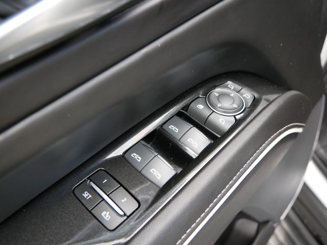 2024 Cadillac Escalade V-Series photo 15