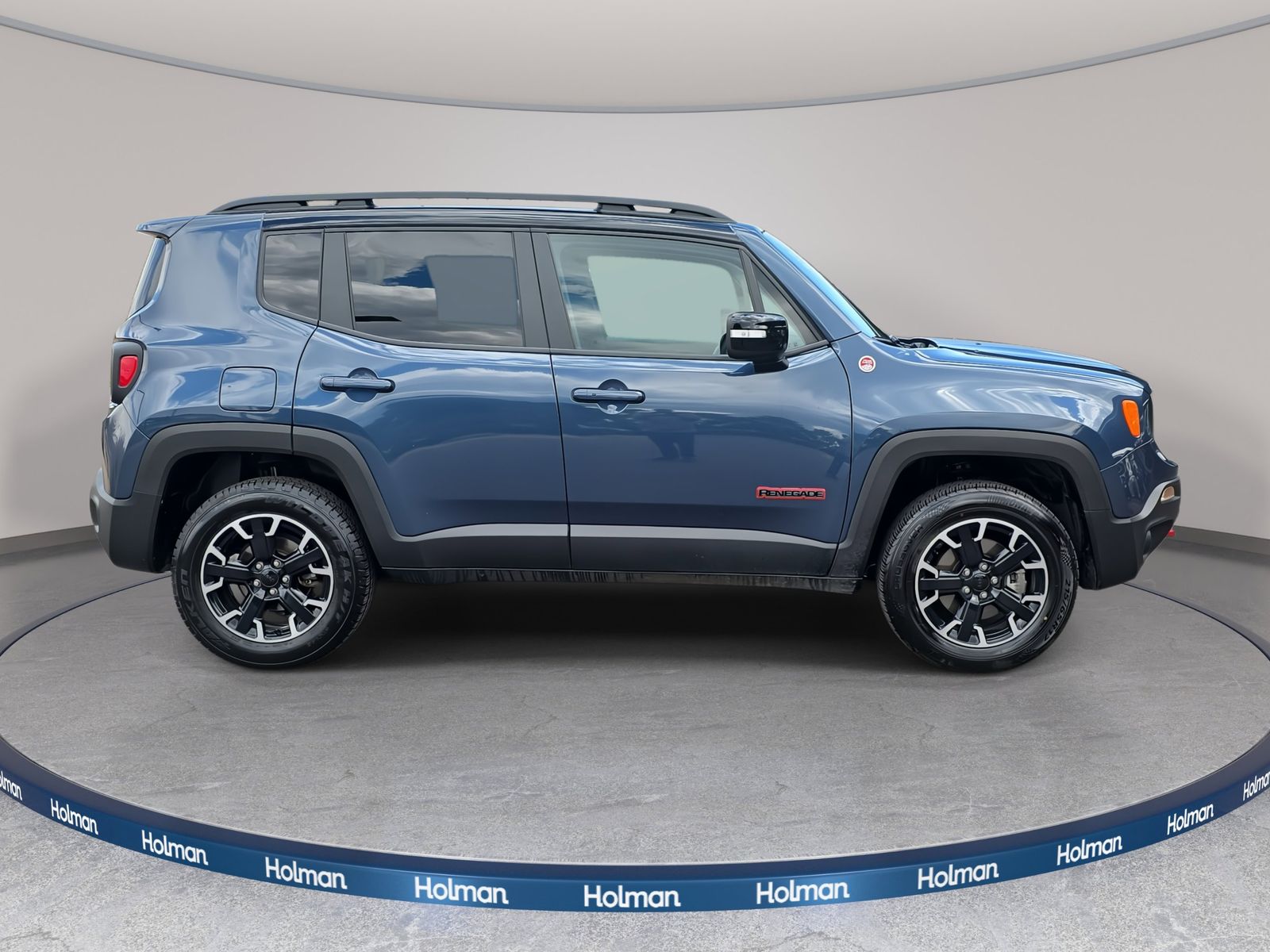 2023 Jeep Renegade Trailhawk photo 4
