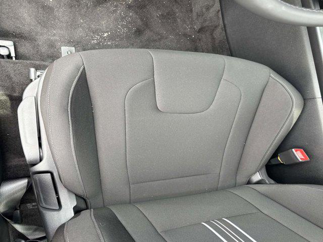 2025 Hyundai Elantra SEL Sport photo 8