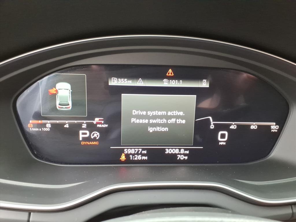 2022 Audi Q5 S line Plus 45 TFSI photo 11