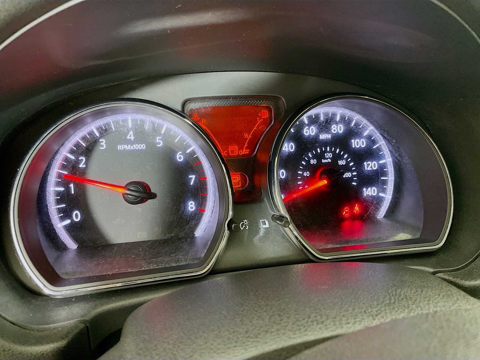 2012 Nissan Versa SV photo 9