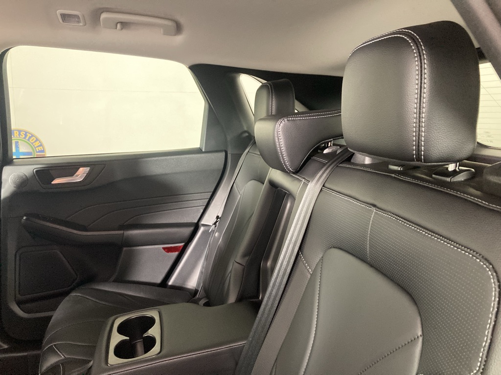 2025 Ford Escape Plug-In Hybrid photo 6