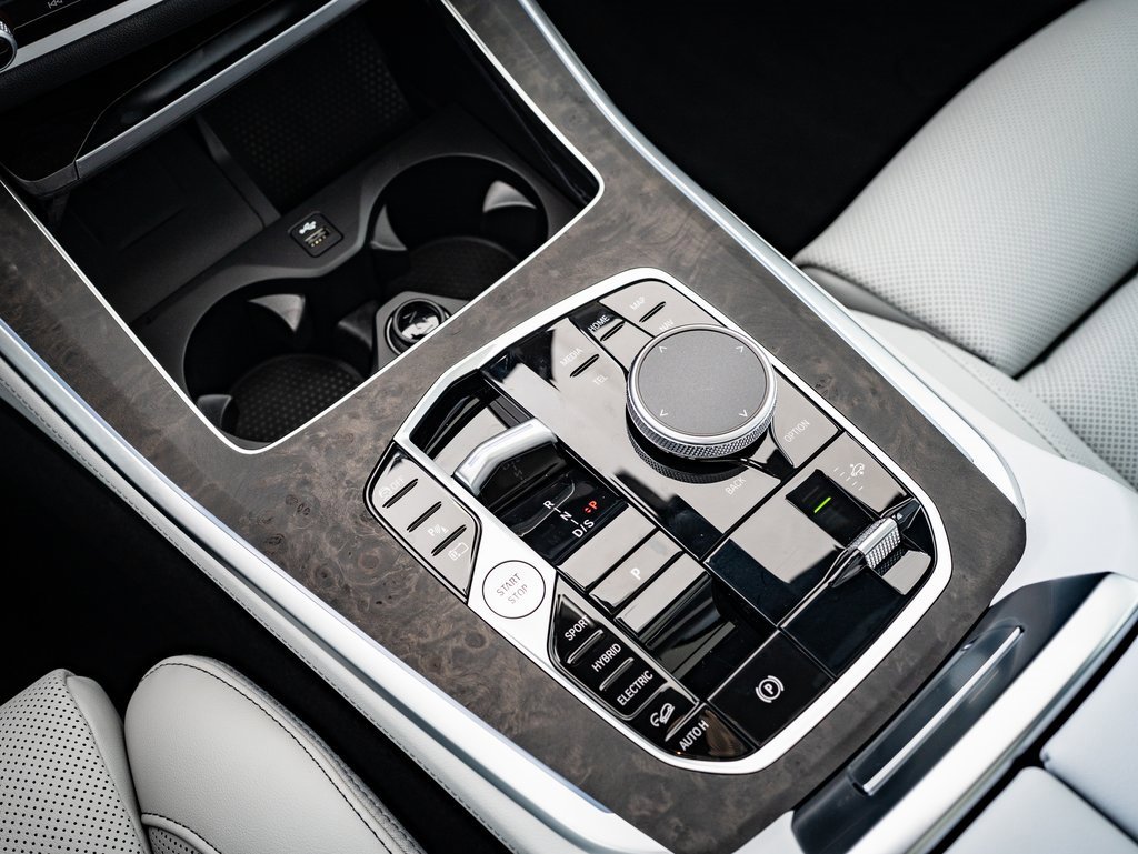 2026 Bmw X5 xDrive50e photo 32